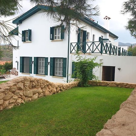 Dervise Mehmet Guest House Lefka  ภายนอก รูปภาพ